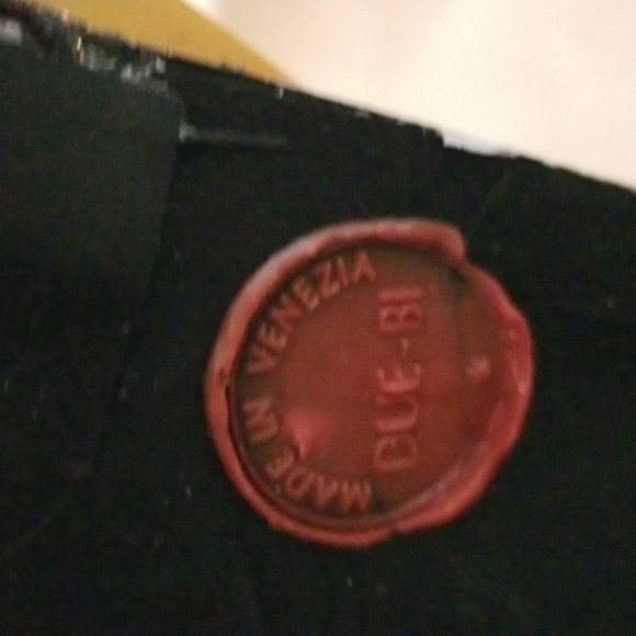 Beautiful Italian made Mask - Picture 7 of 7